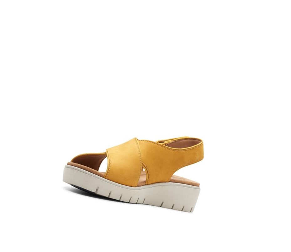 Femme Sandales Compensées Clarks Un Karely Sun Nubuck Daim Jaune - france RGF-76082905